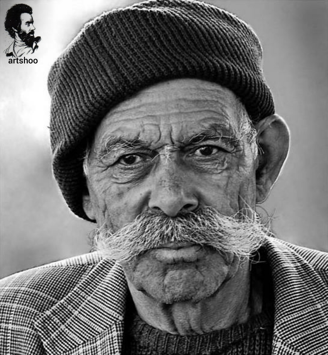 مدل پرتره سیاه قلم